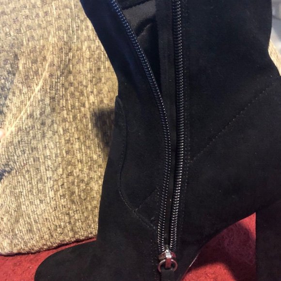 Steve Madden Edition Rose Embroidered Black Faux Suede Booties - Picture 2 of 7